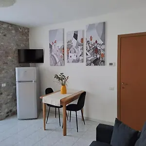 https://appartamento-anna-lungo-fiume-lago-maggiore.it-lombardy.com