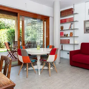 https://justacasa-san-pietro.it-romehotels.com