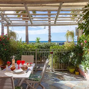 https://approdo.hotelitalianriviera.com