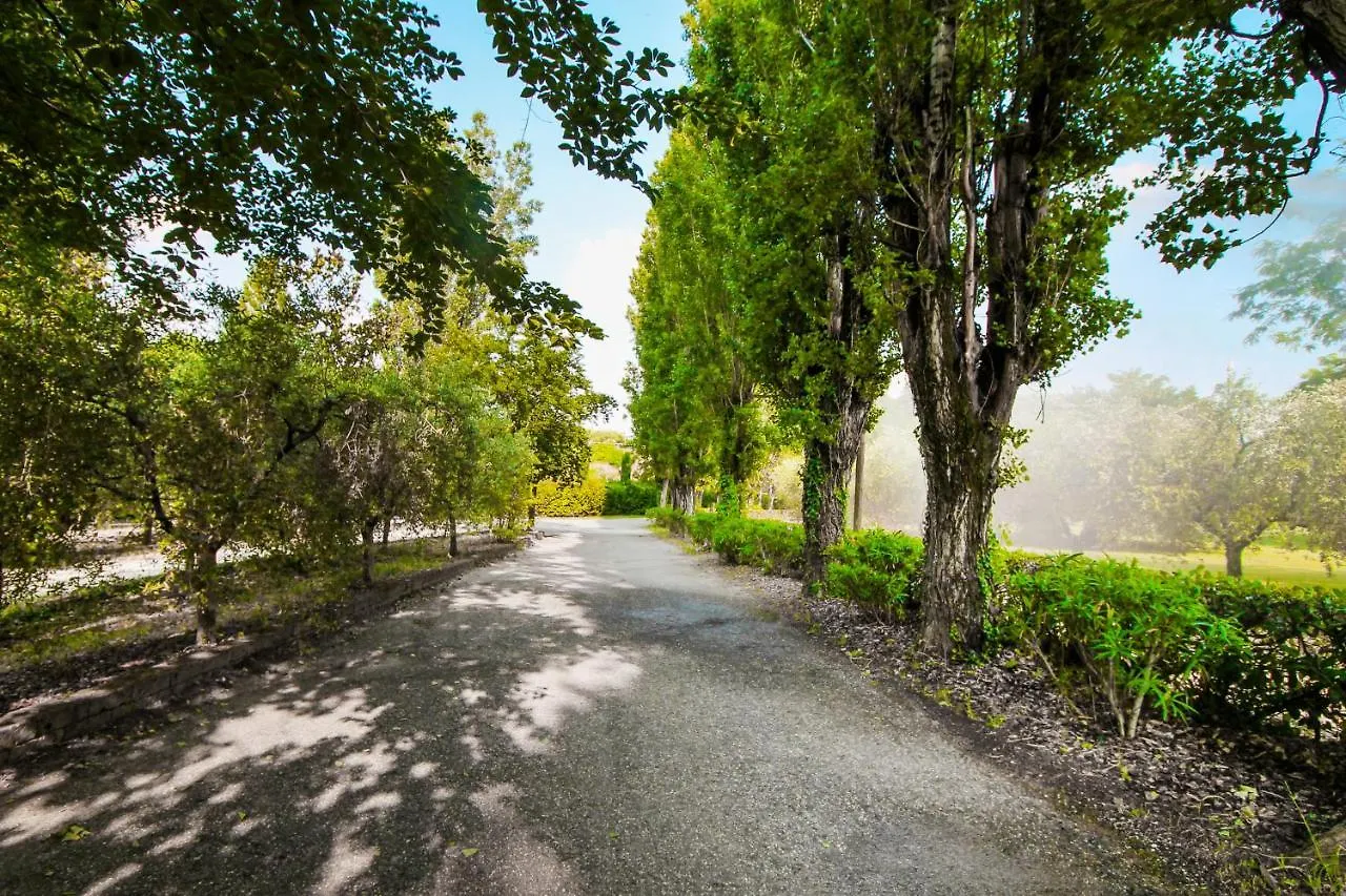 Lake & Country Holidays Bussolengo Apartamento
